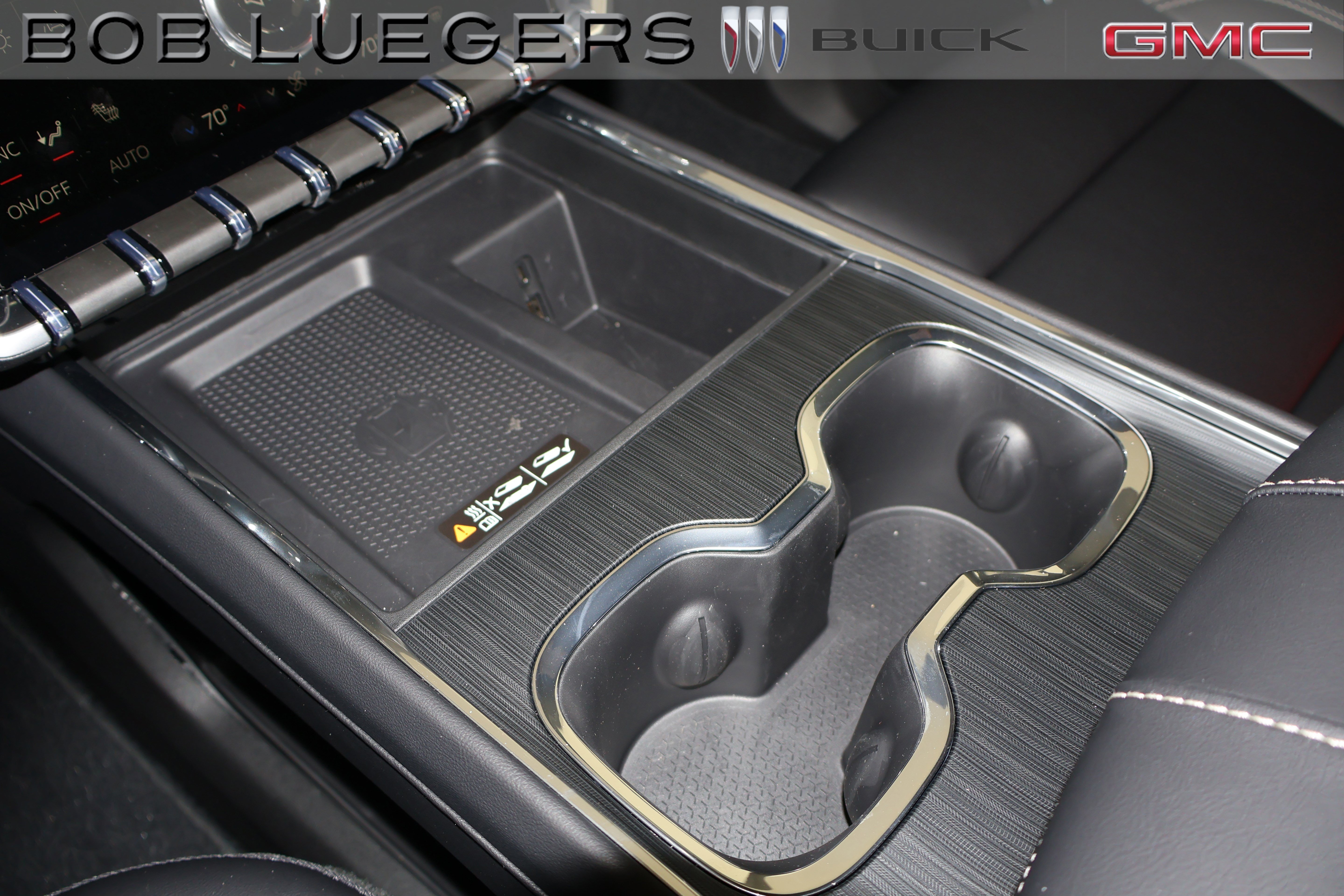 2026 GMC Acadia Elevation - Photo 23