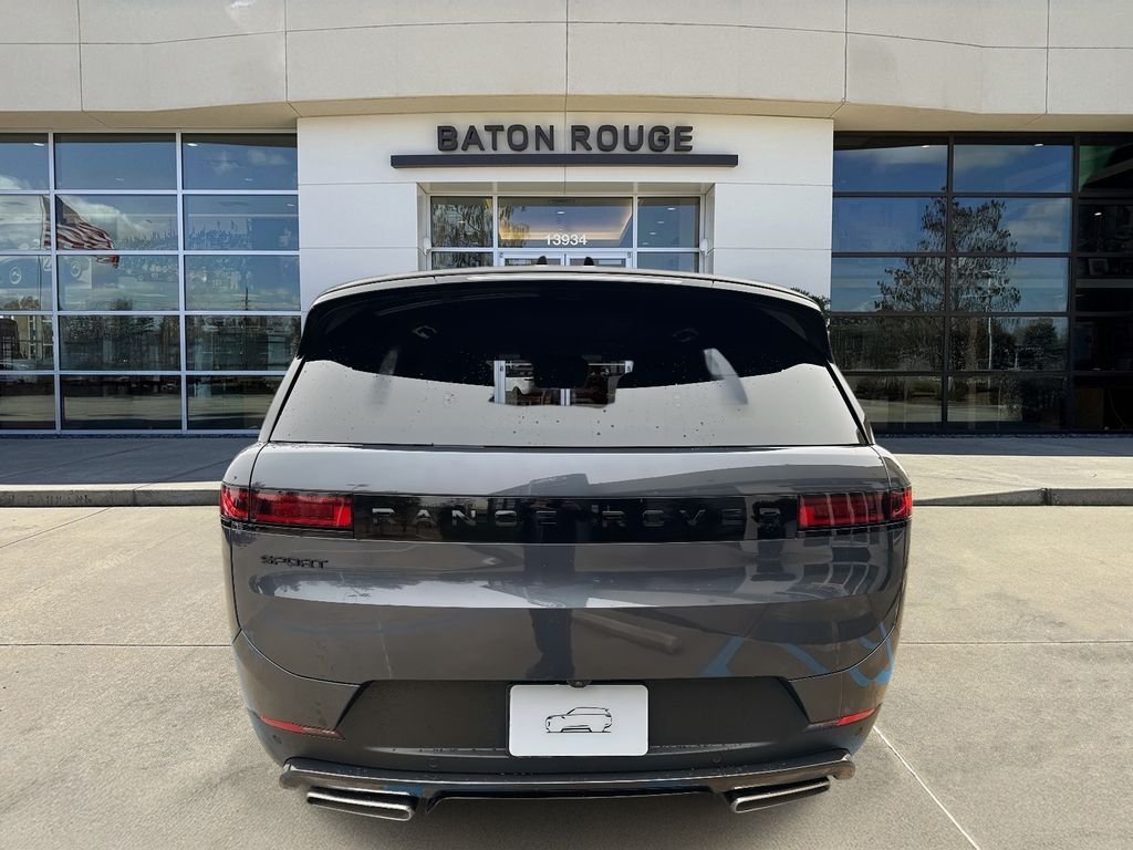 New 2026 Varesine Blue LAND ROVER SE image 4