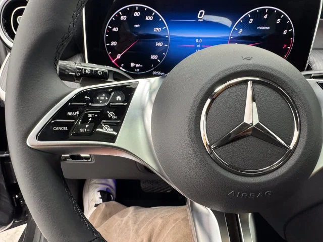New 2026 Graphite Gray Metallic Mercedes-Benz GLC 300 image 24