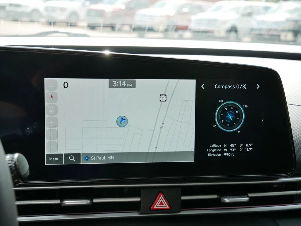 Certified Used 2025  Hyundai SEL Convenience image 21