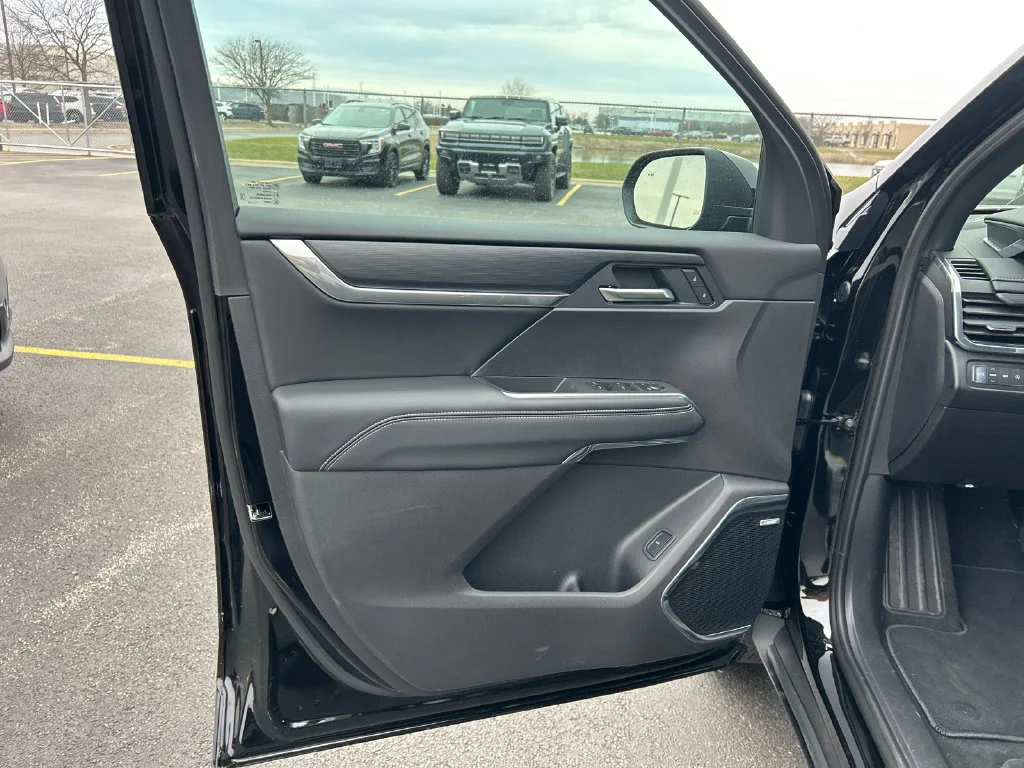 2026 GMC Acadia Elevation - Photo 16