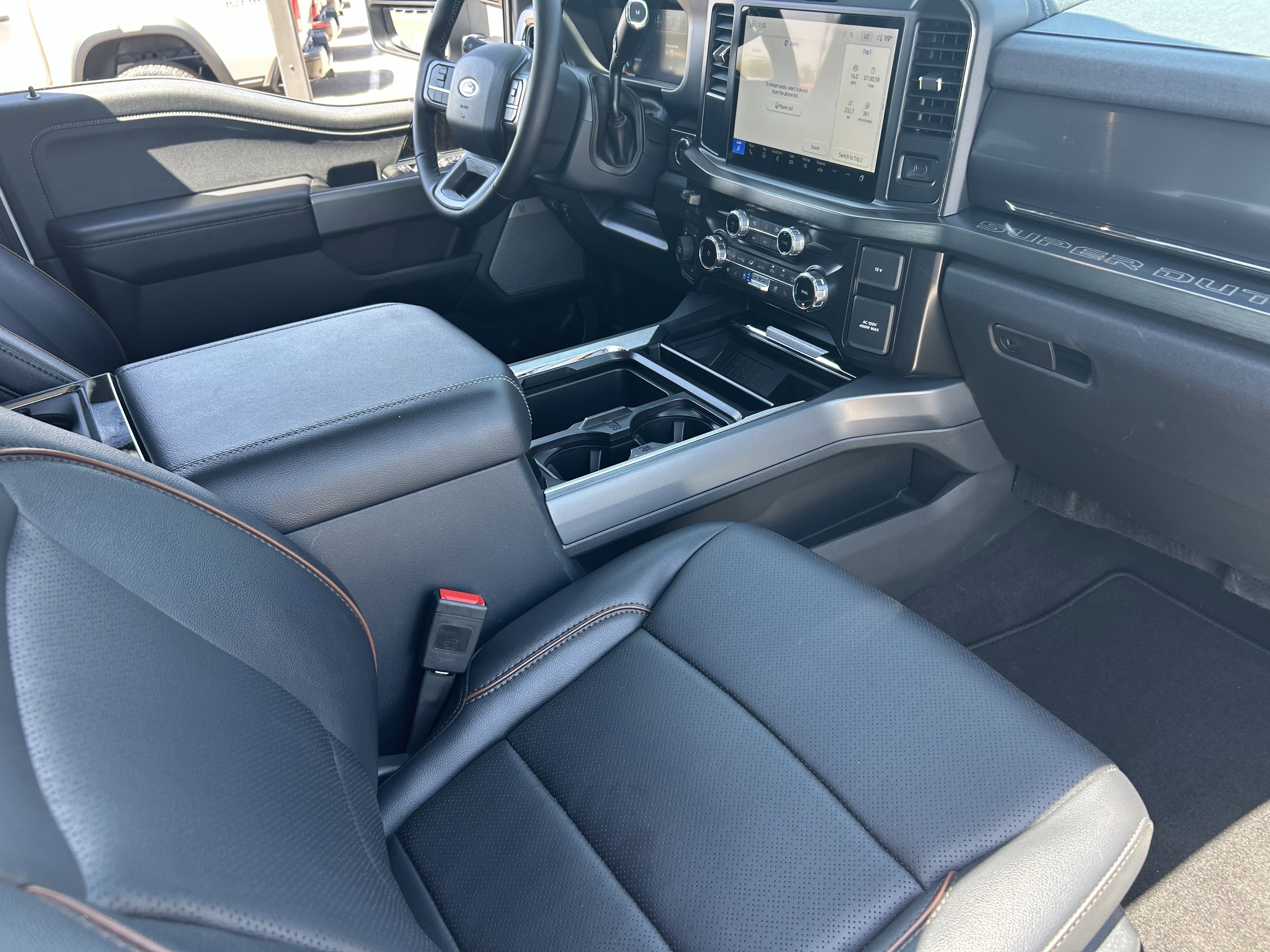 2025 Ford F-250 Super Duty XL - Photo 12