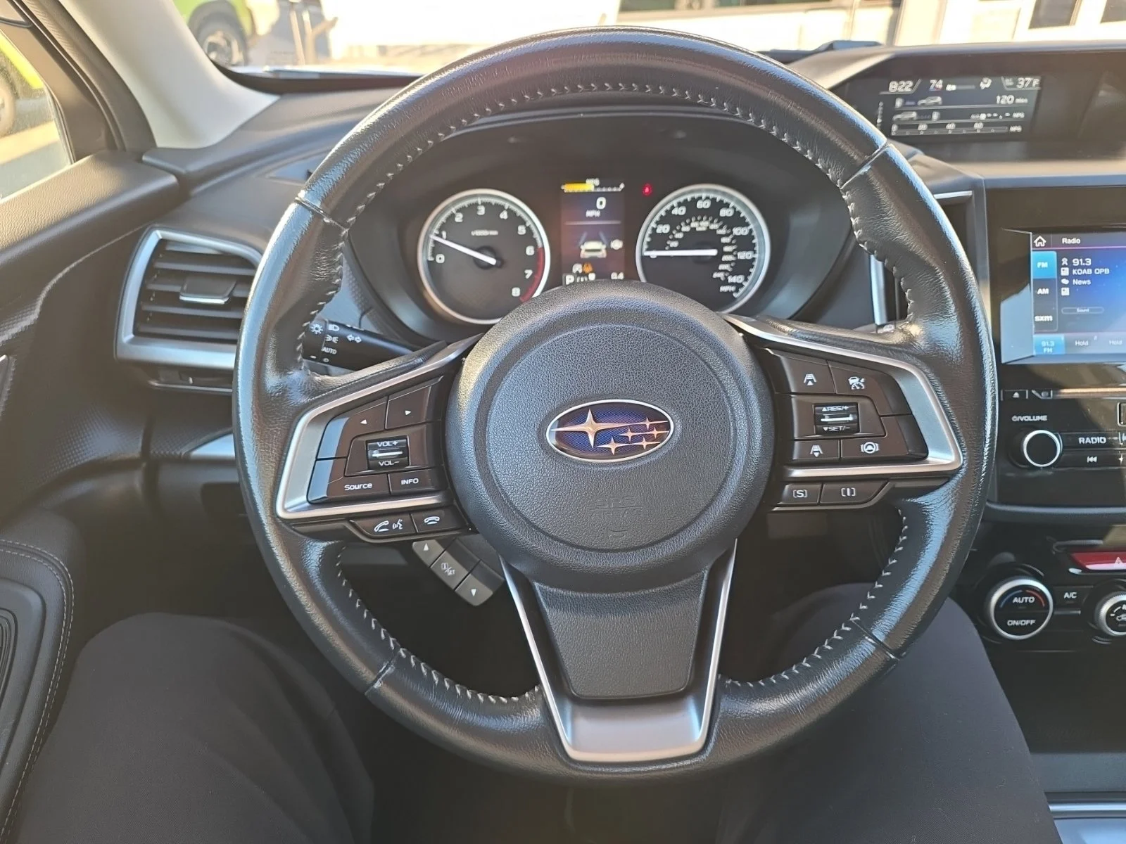 Used 2020 Ice Silver Metallic Subaru Premium image 9