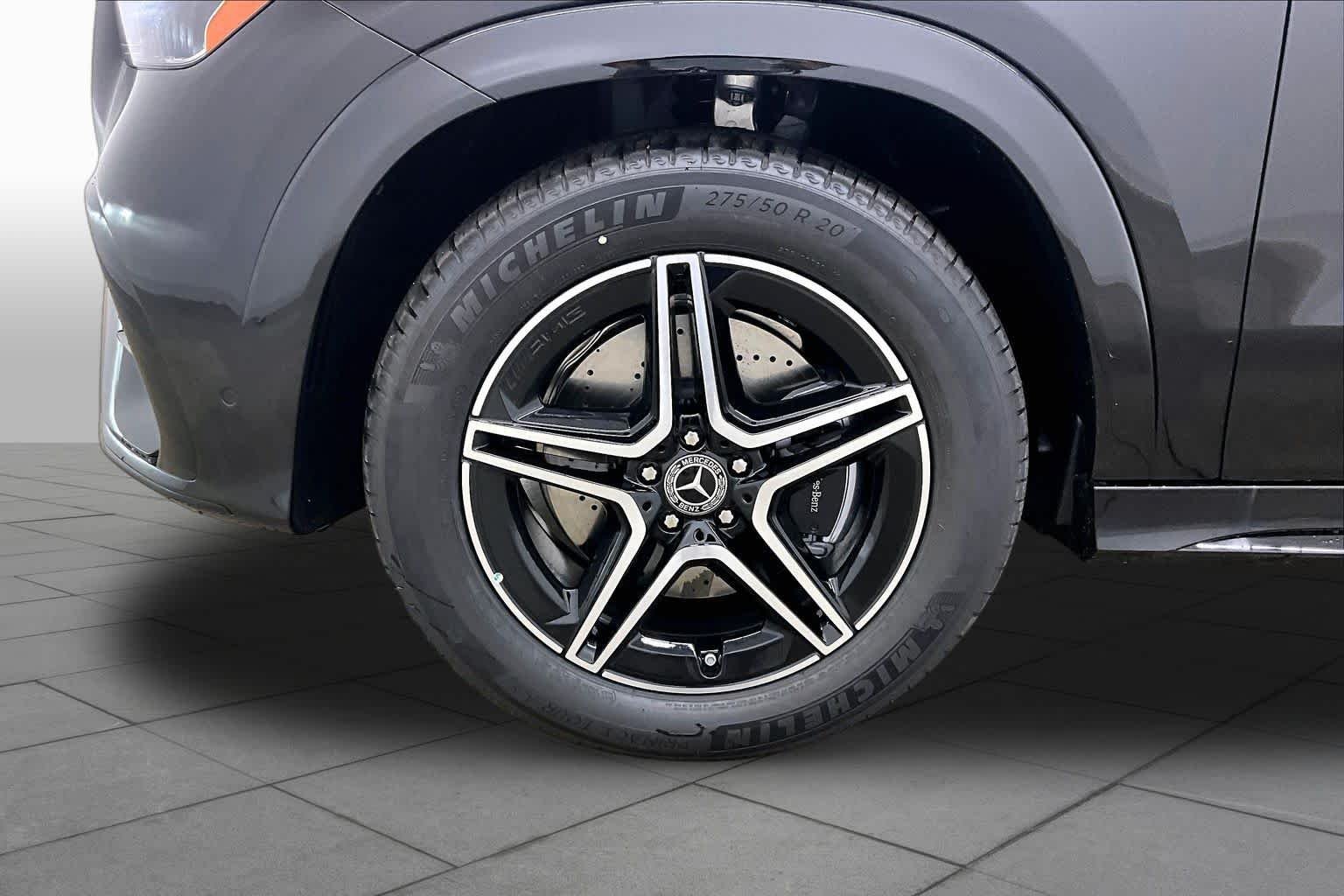 New 2026 Obsidian Black Metallic Mercedes-Benz GLE 450 image 11