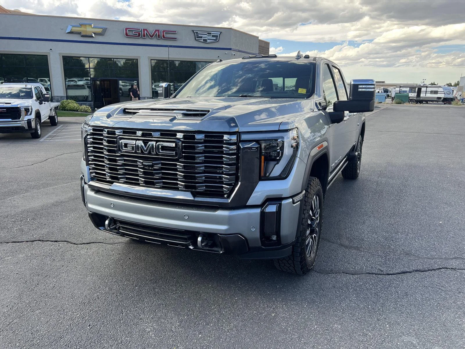 2024 GMC Sierra 3500HD Denali Ultimate - Photo 25