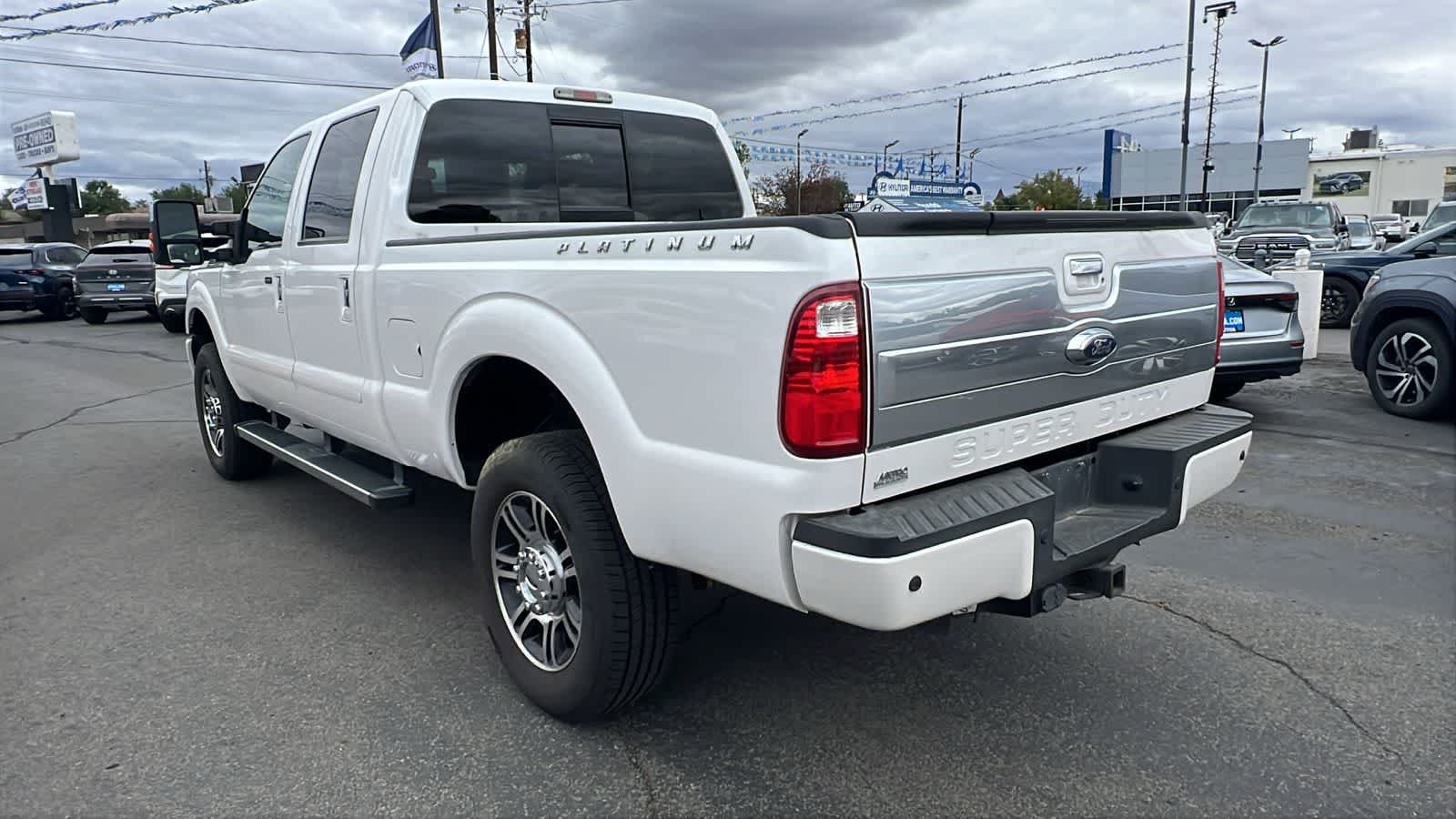 Used 2015 White Platinum Metallic Tri-Coat Ford Platinum image 7