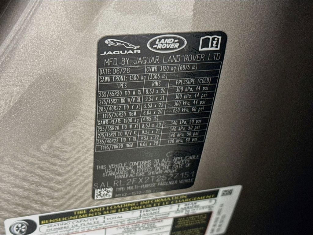 New 2026 Lantau Bronze Land Rover Dynamic SE image 26