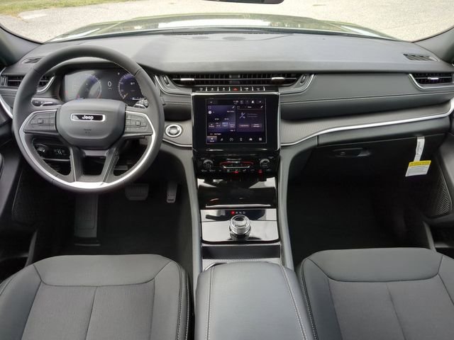 2025 Jeep Grand Cherokee L Laredo - Photo 22