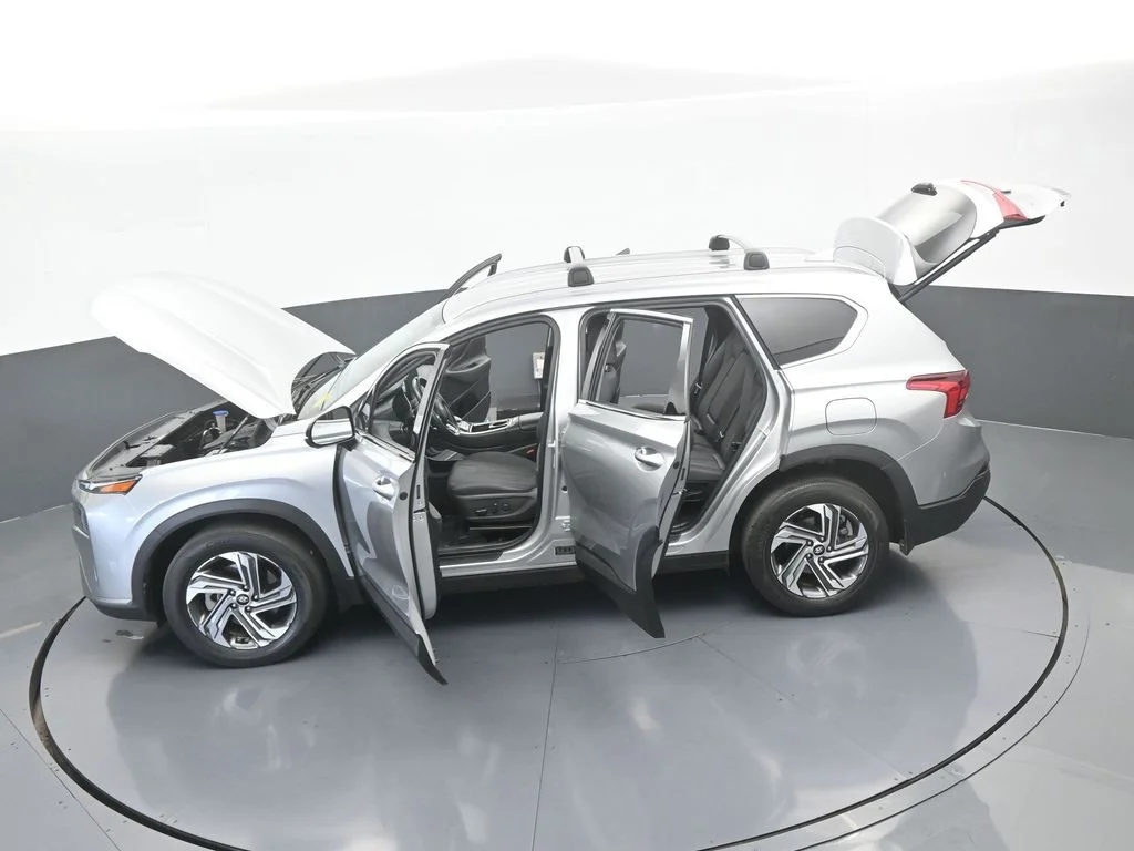 Used 2023 Shimmering Silver Pearl Hyundai SEL image 63