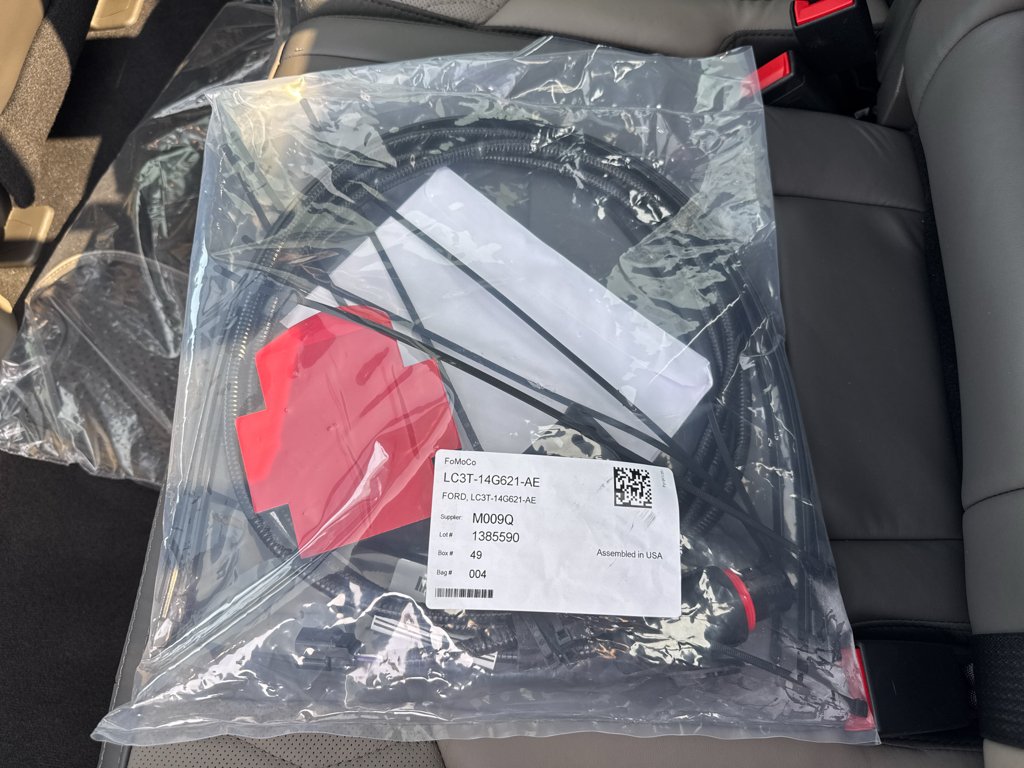 2025 Ford F-350 Super Duty Platinum - Photo 25