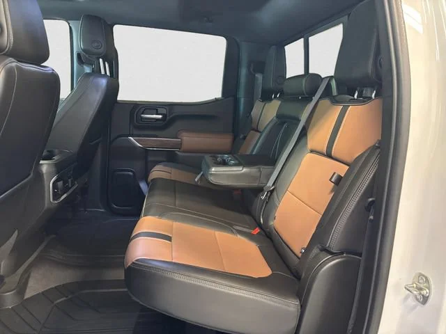 Used 2021 White Chevrolet High Country image 14