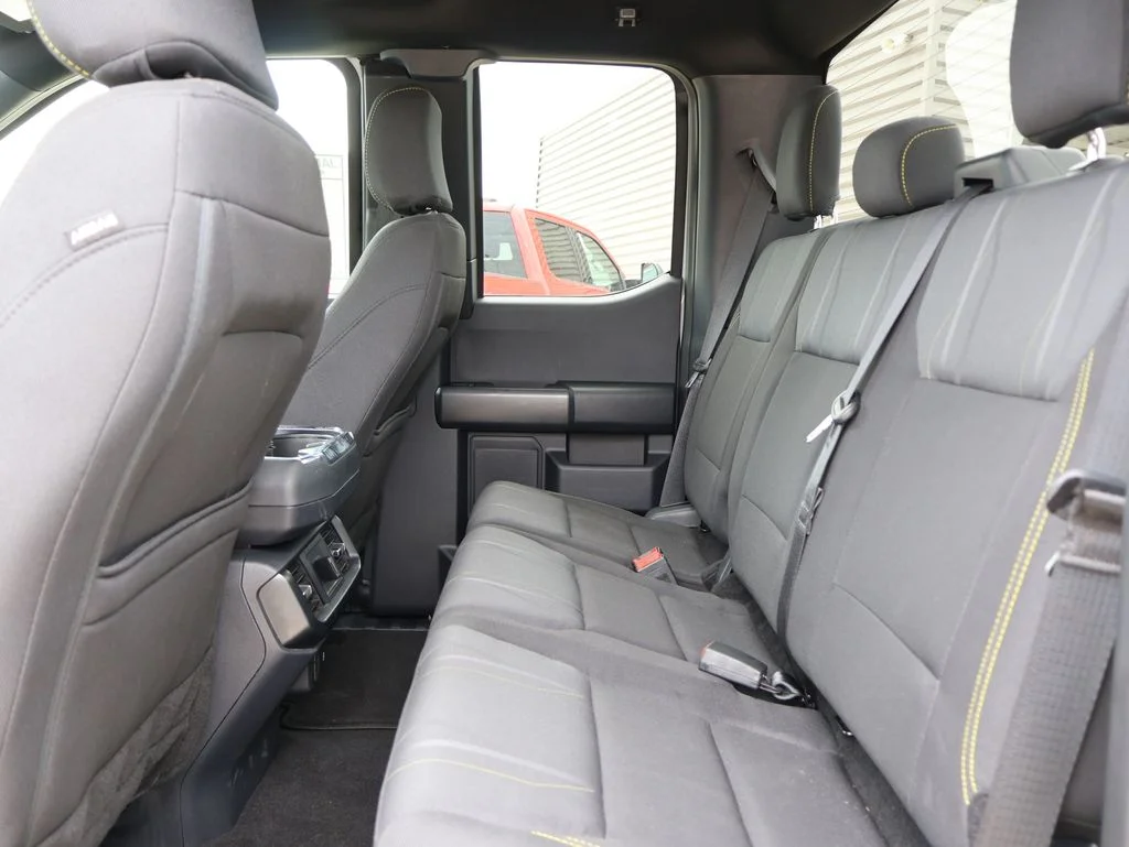 Certified Used 2024 Avalanche Ford STX image 18