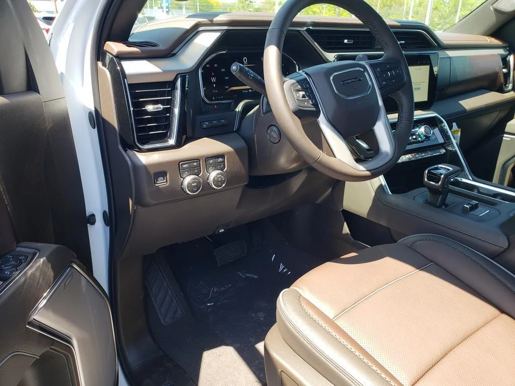 2026 GMC Sierra 1500 Denali - Photo 9