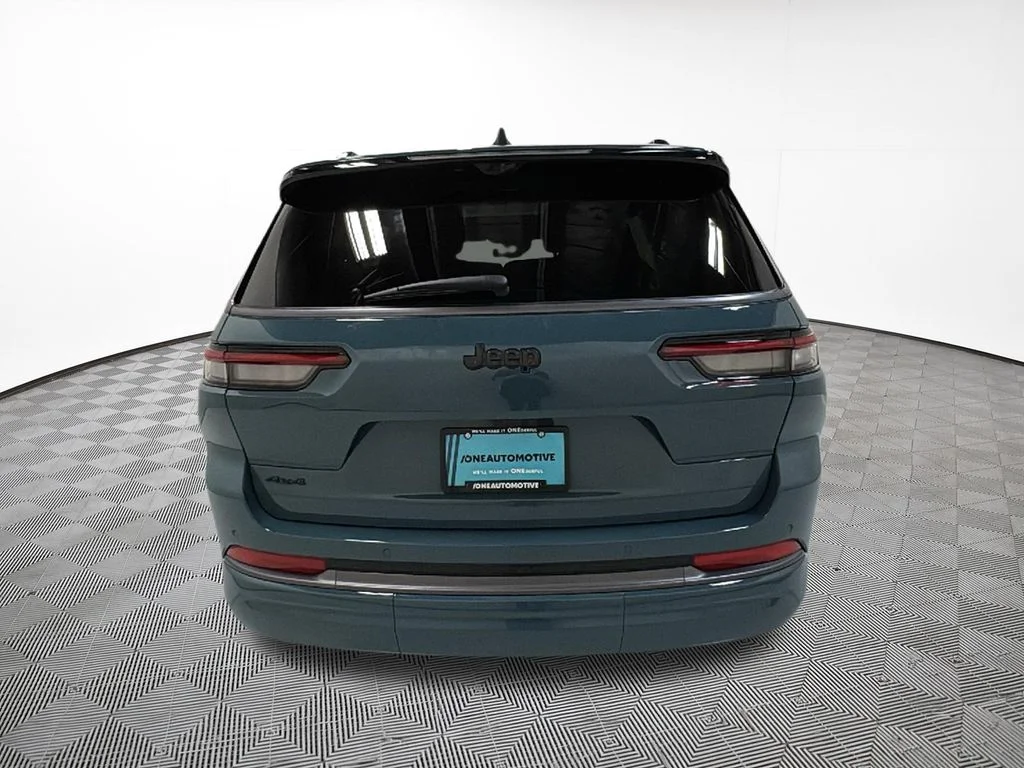 New 2026 Steel Blue Exterior Paint Jeep Limited image 10