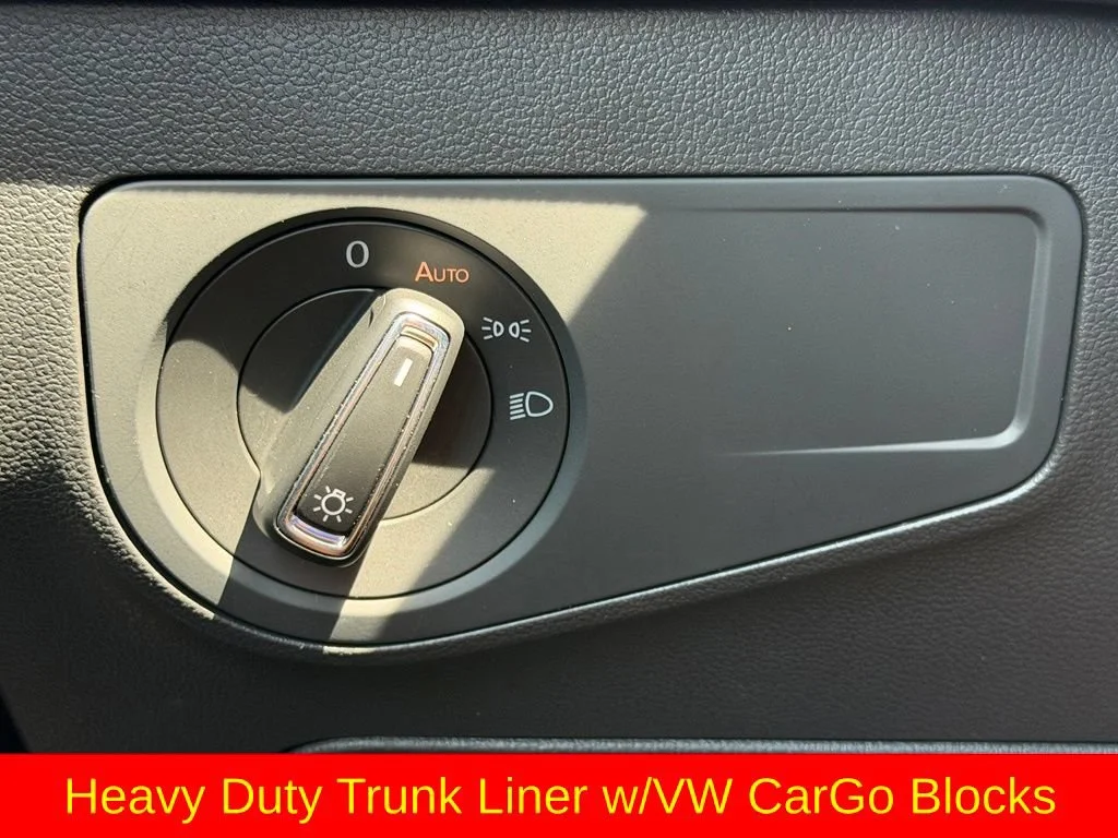 Used 2023 Gray Volkswagen 2.0T SE image 15