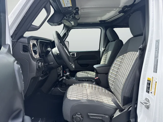 New 2026 White Jeep 85th Anniversary Edition image 10