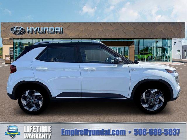 New 2026 Lunar Hyundai SEL w/Two-Tone Roof image 9