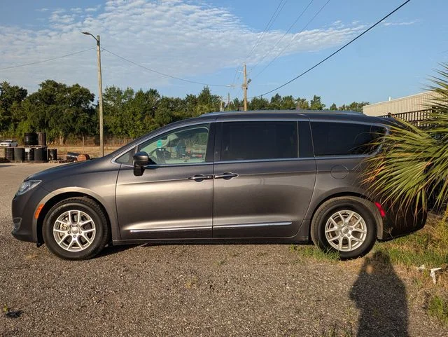Used 2020 Gray Chrysler Touring L image 2