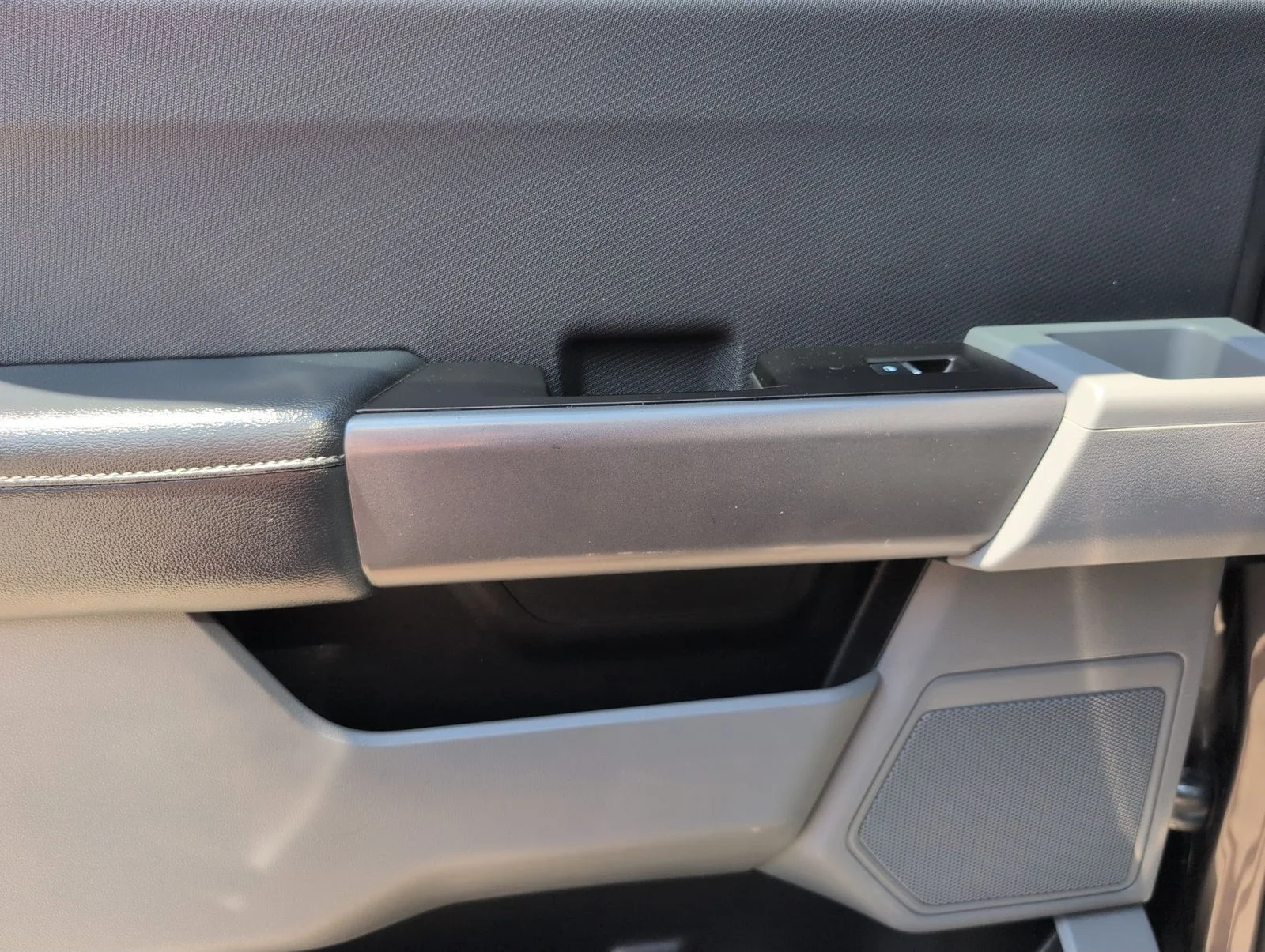 Used 2023 Gray Ford XLT image 33