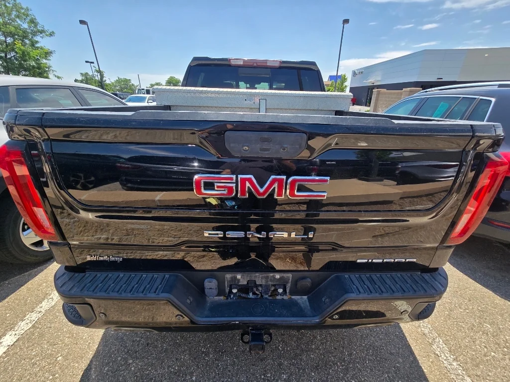 Used 2019 Onyx Black GMC Denali image 19