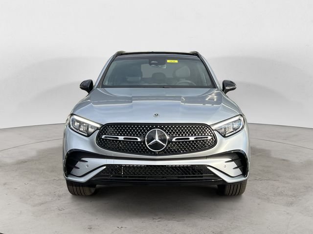Used 2026 Silver Mercedes-Benz GLC 300 image 8