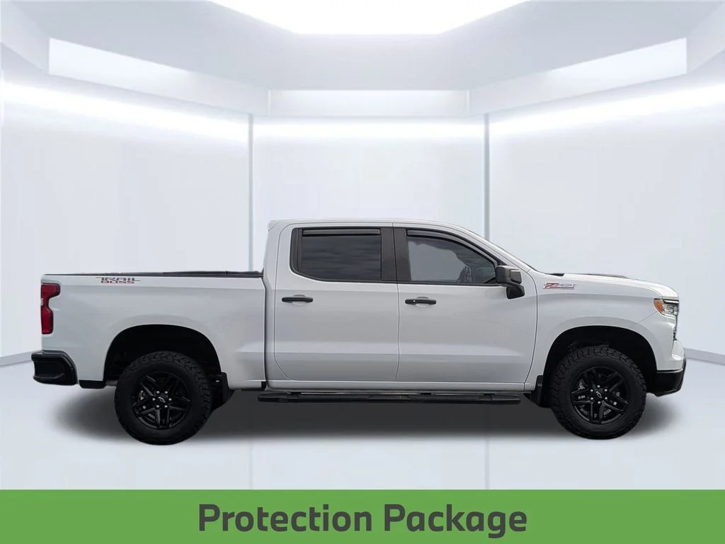 Used 2024 White Chevrolet LT Trail Boss image 8