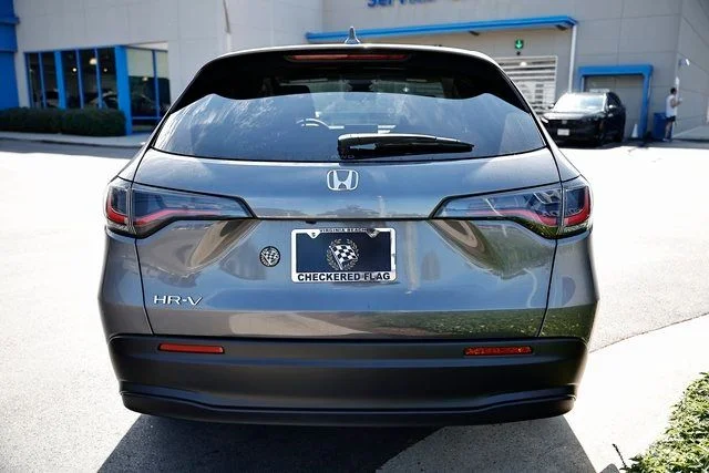 New 2027 Modern Steel Metallic Honda LX image 11