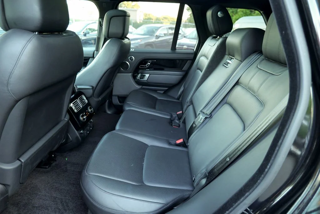Used 2020 Santorini Black Metallic Land Rover HSE image 29