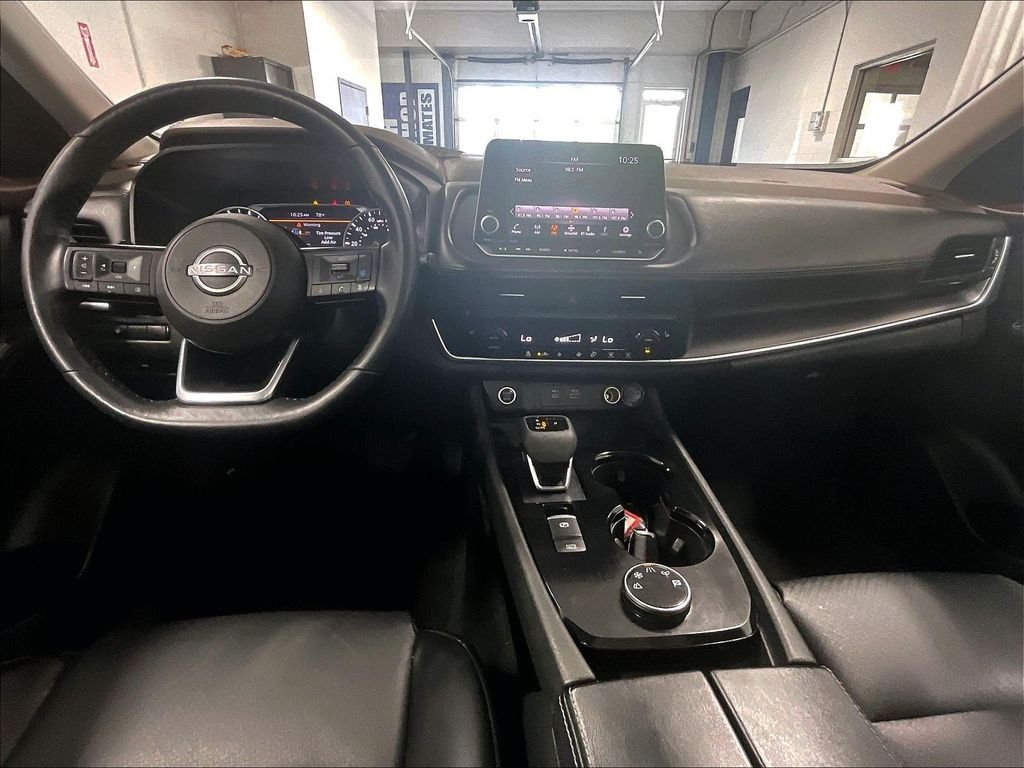 Used 2023 Silver Nissan SV image 21