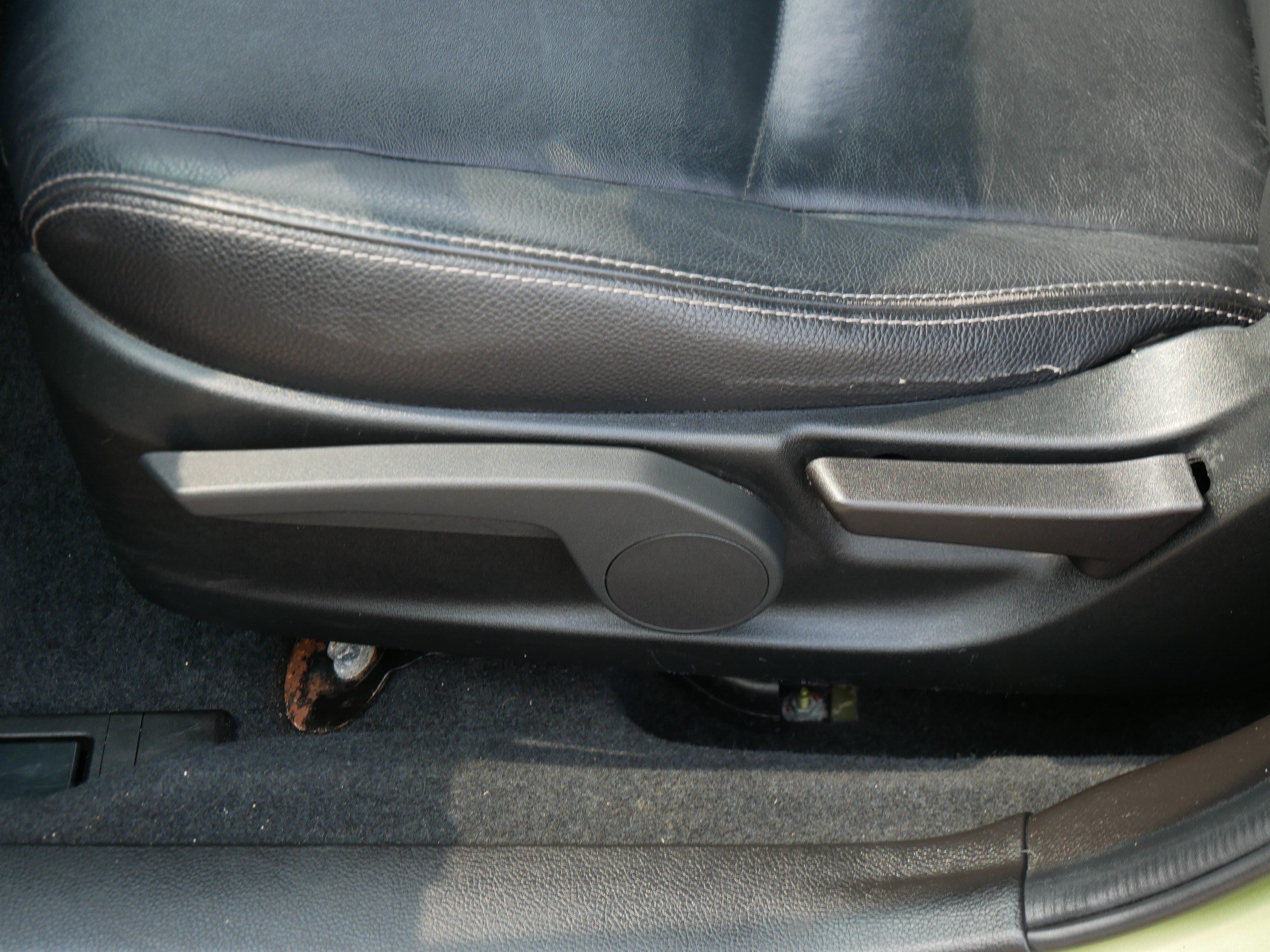 Used 2014 Plasma Green Subaru Touring image 19