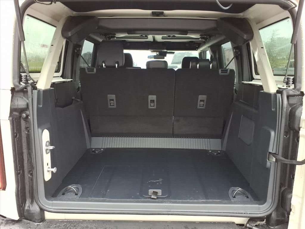 New 2026 Desert Sand Ford Badlands® image 7