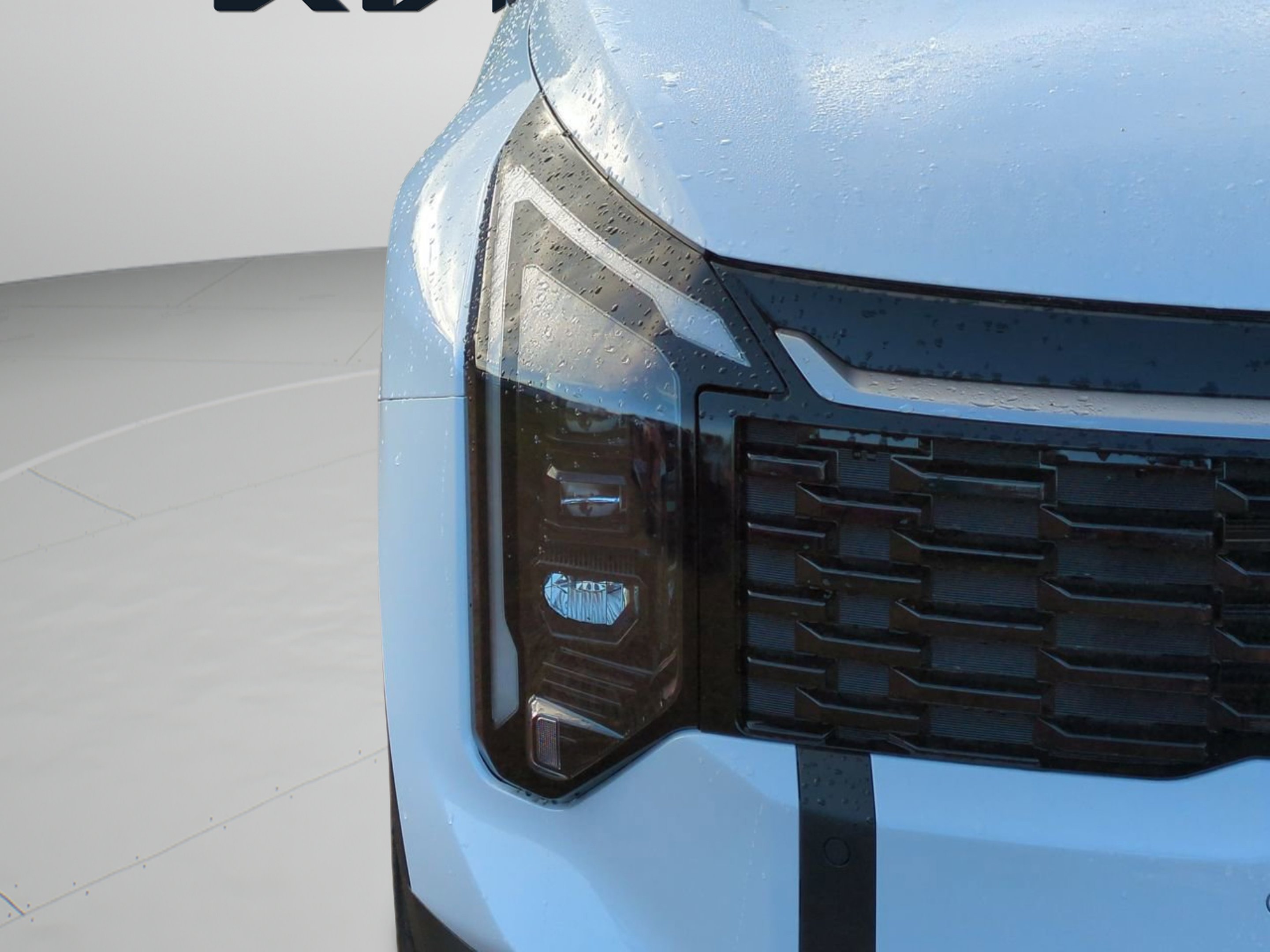 New 2026 Glacial White Pearl Kia EX image 10