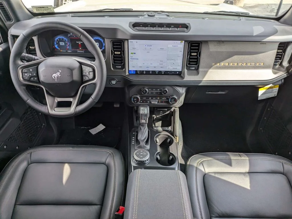 New 2026 Avalanche Gray Ford Badlands image 14