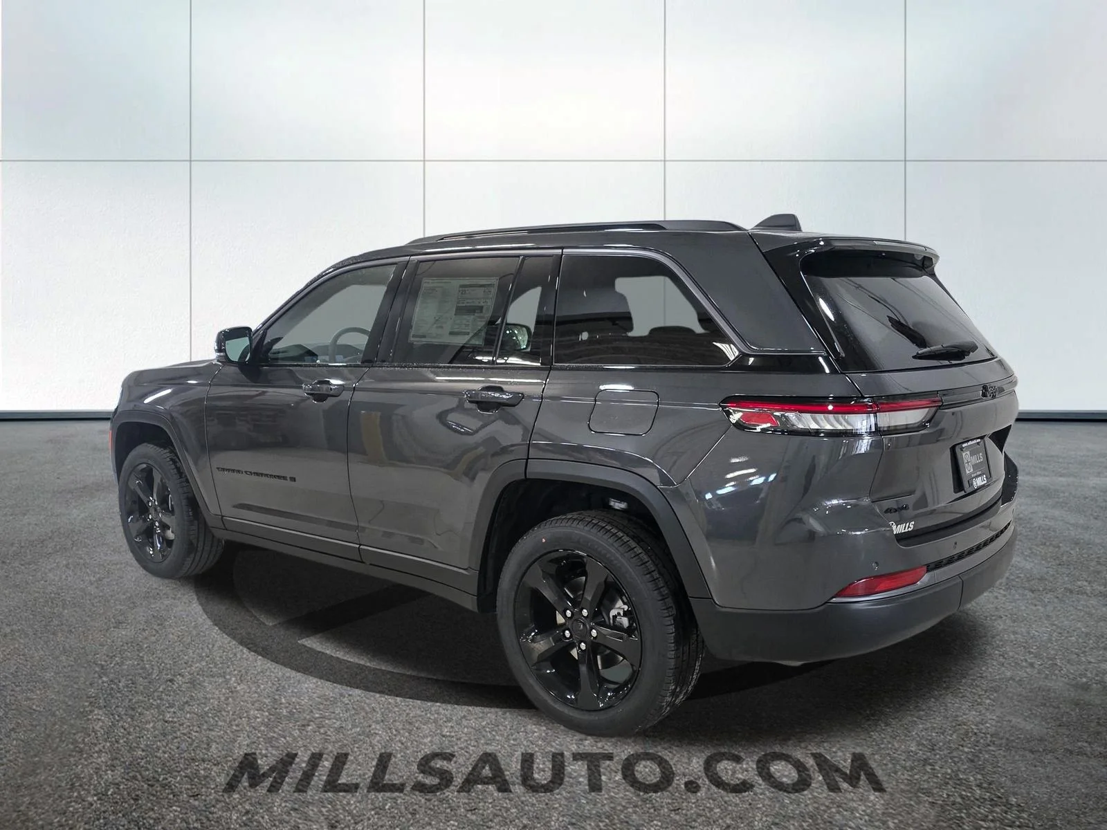 New 2026 Baltic Gray Metallic Clearcoat Jeep Limited image 4