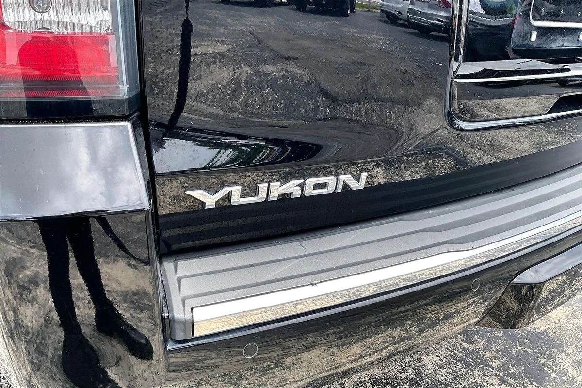Used 2018 Black GMC Denali image 24
