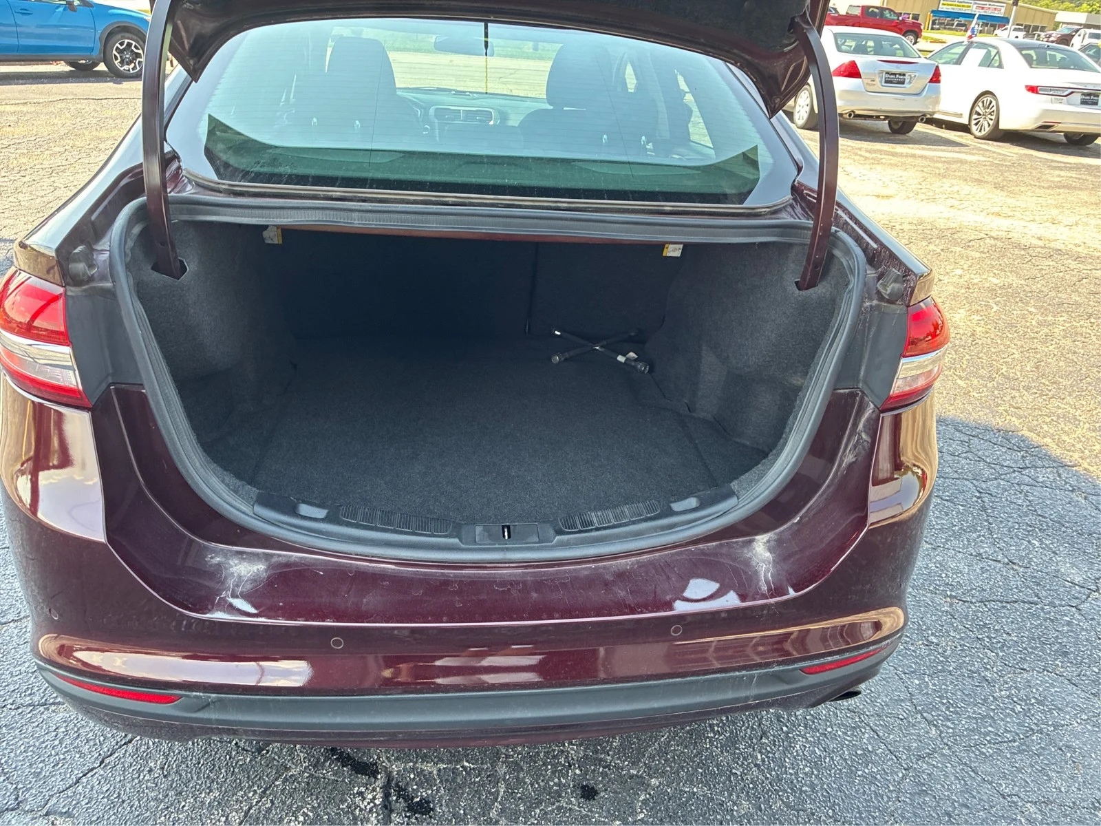 Used 2017 Burgundy Velvet Metallic Tinted Clearcoat Ford SE image 12