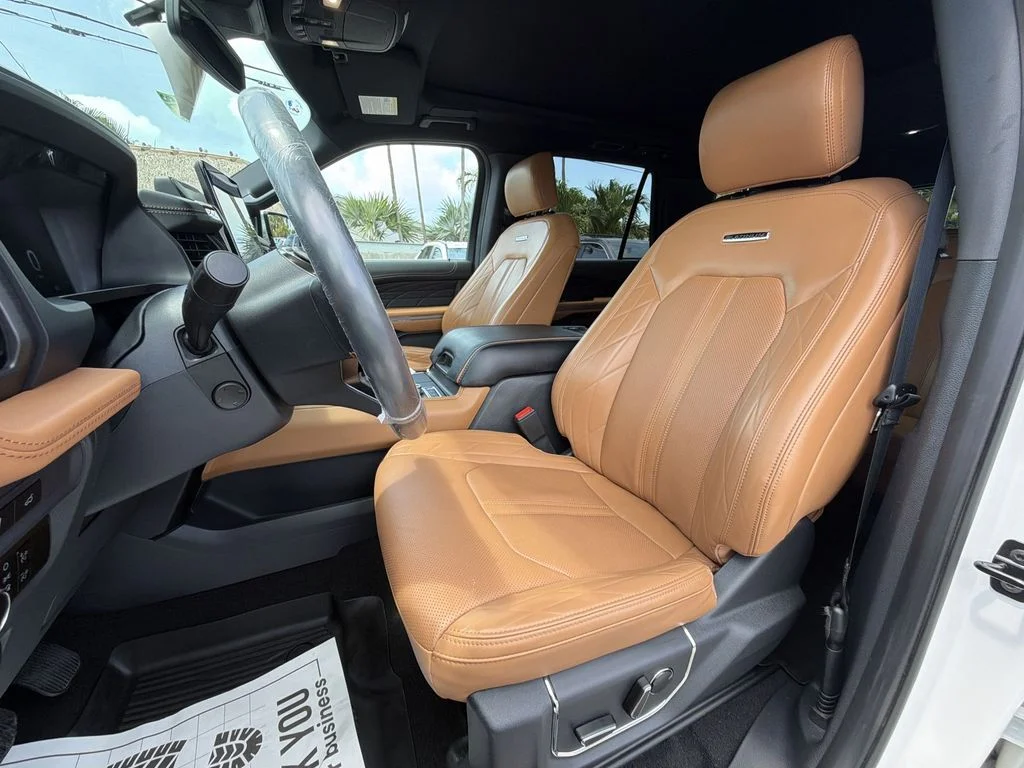 Used 2024 White Ford Platinum image 26