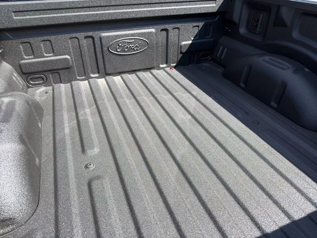 New 2026 Agate Black Metallic Ford XLT image 7