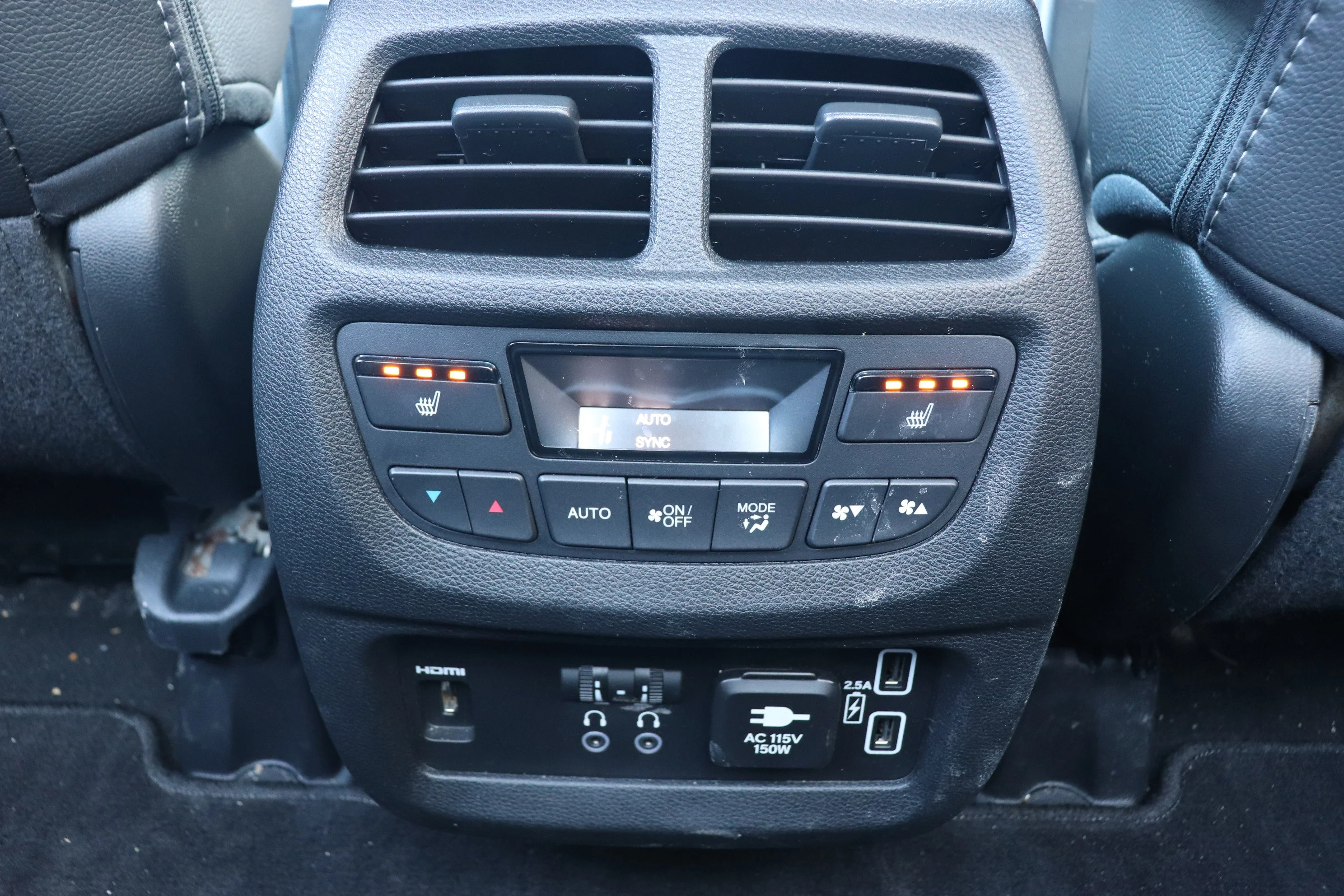 Used 2021 Gray Honda Touring 7-Passenger image 12