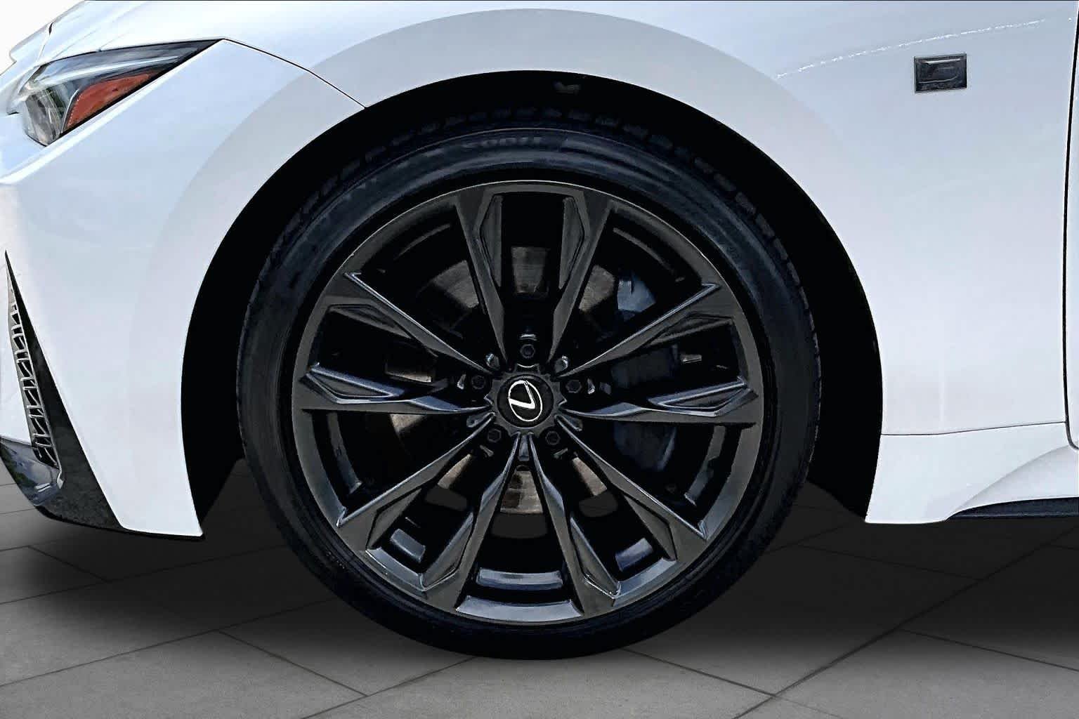 Used 2024 Ultra White Lexus F SPORT Design image 11
