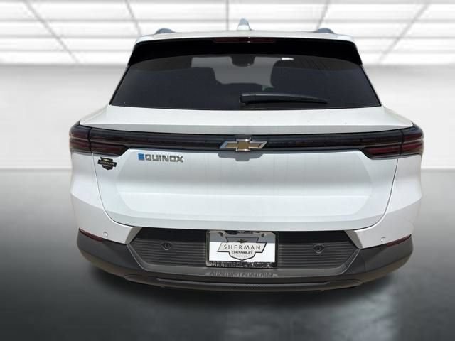 New 2026 Summit White Chevrolet LT image 27