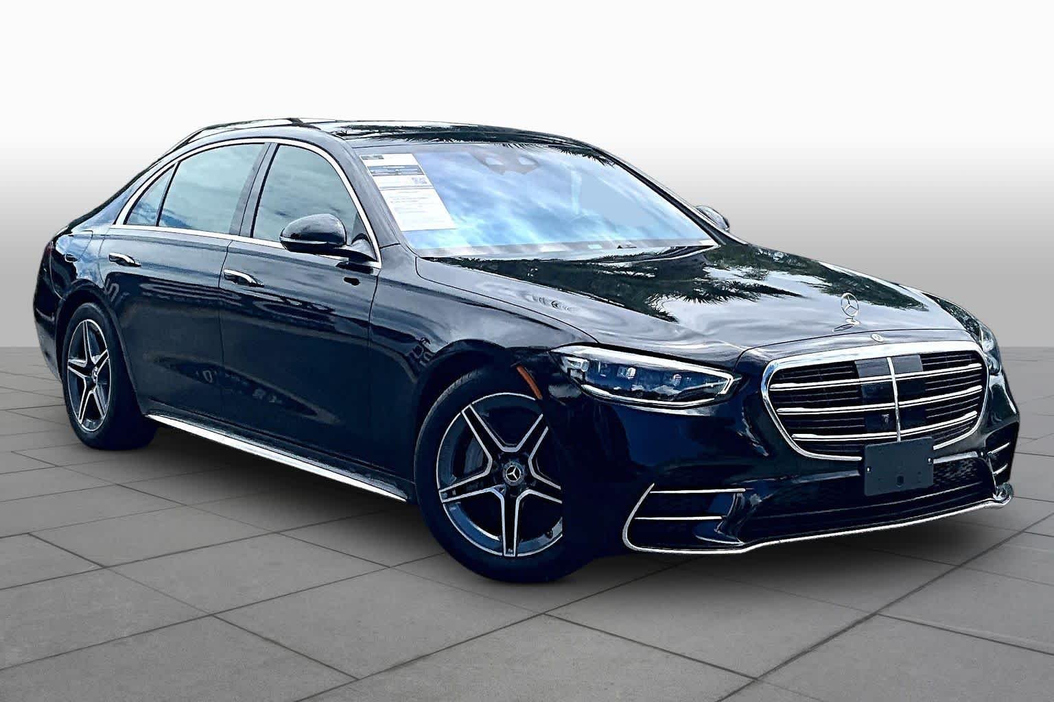 Used 2025 Obsidian Black Metallic Mercedes-Benz S 500 image 3