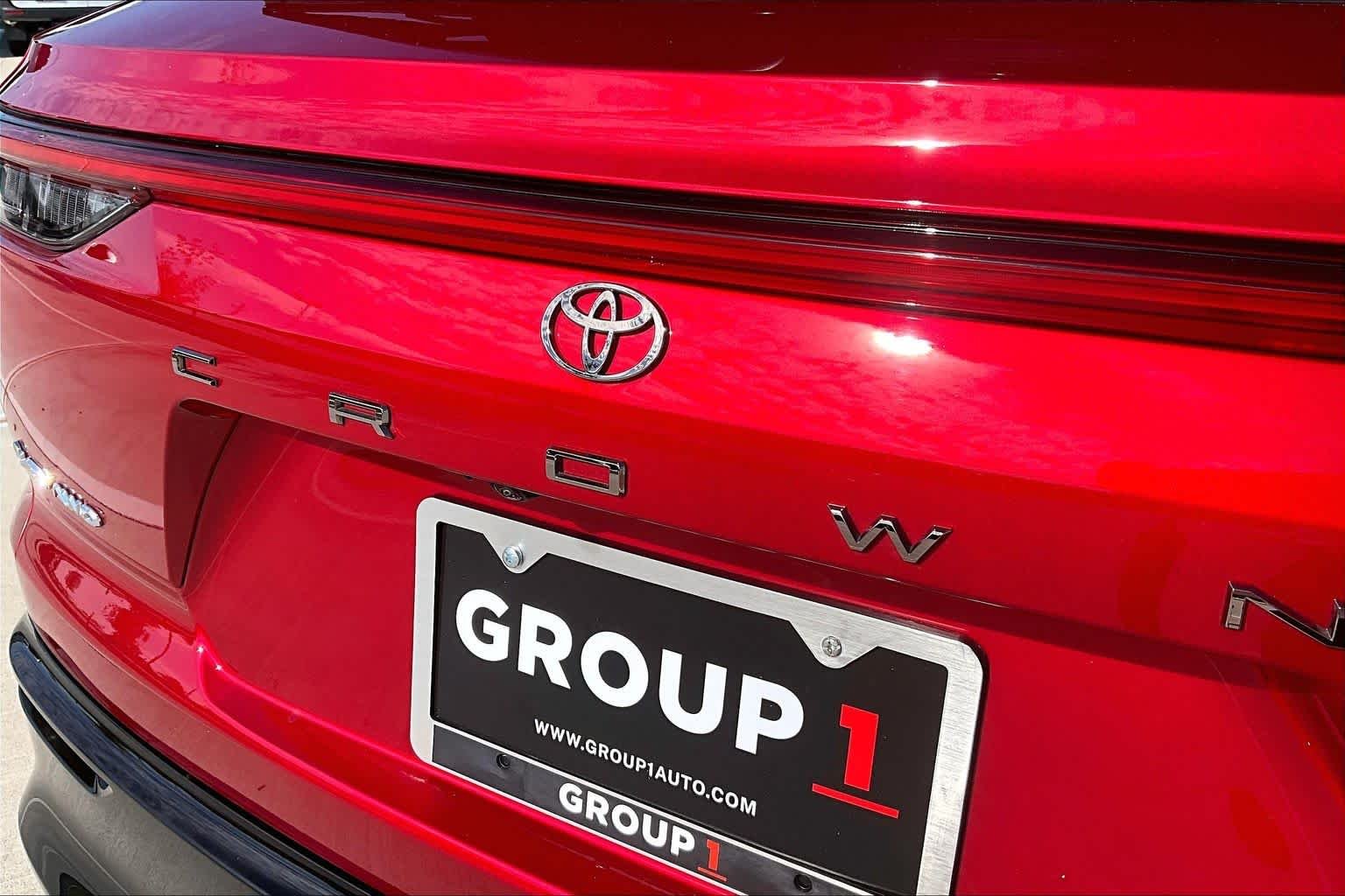 Used 2025 Finish Line Red Toyota Limited image 9