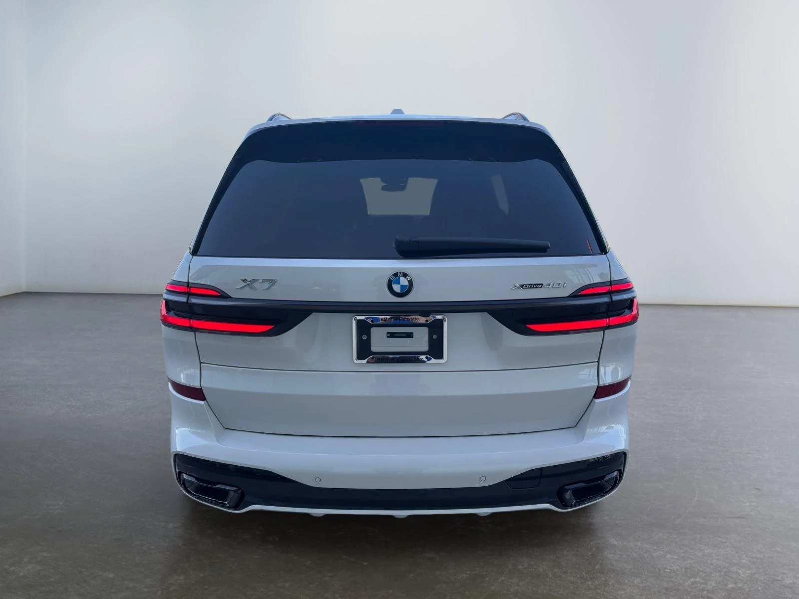 New 2027 Mineral White Metallic BMW xDrive40i image 14