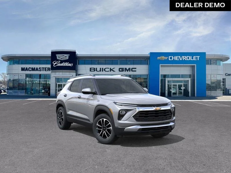 Used 2026  Chevrolet LT image 1