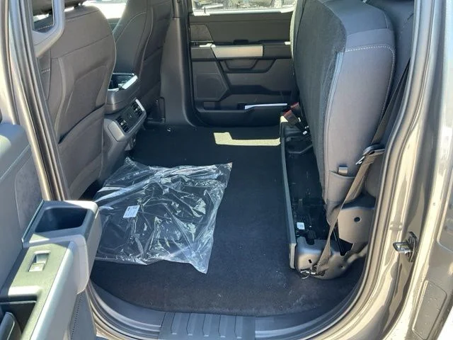 New 2026 Carbonized Gray Metallic Ford XLT image 50