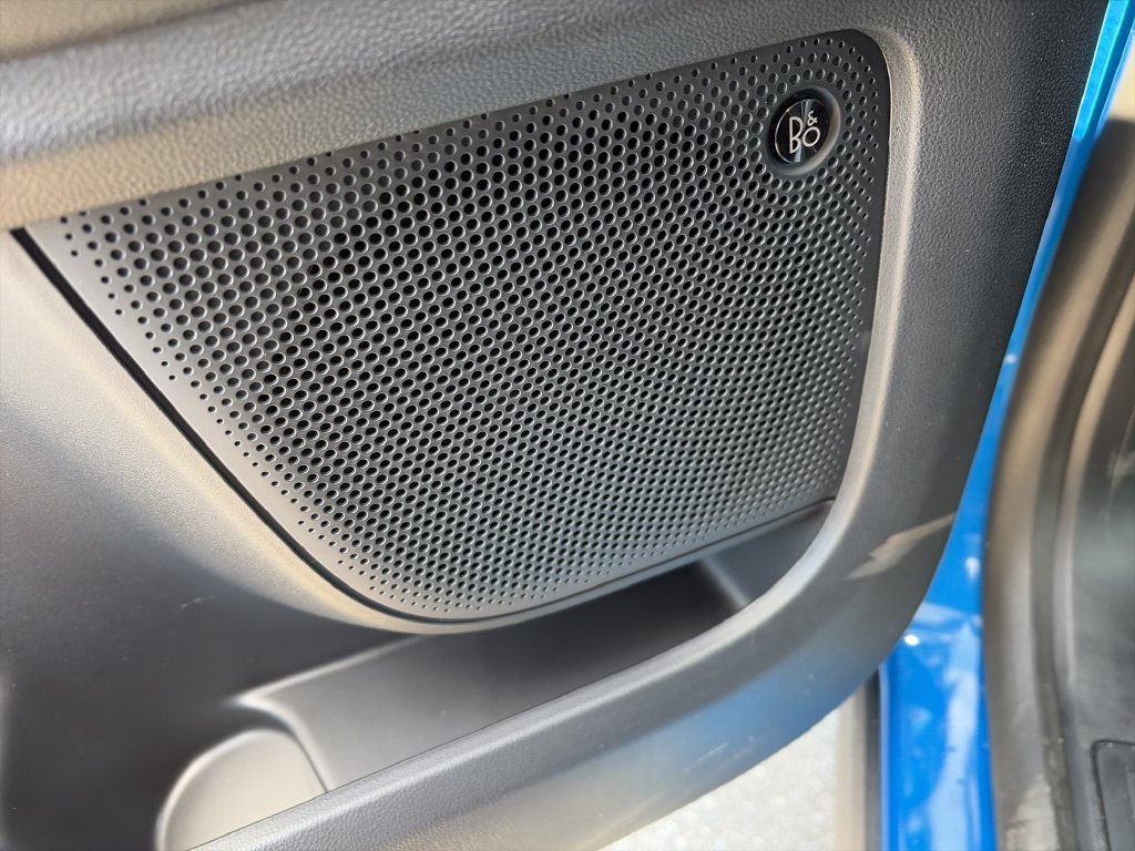 New 2026 Velocity Blue Metallic Ford Outer Banks® image 19