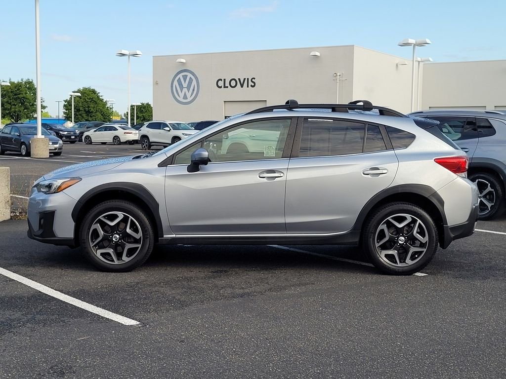 Used 2018 Silver Subaru 2.0i Limited image 9
