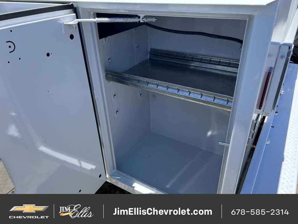 New 2023 Summit White Chevrolet Work Truck image 17