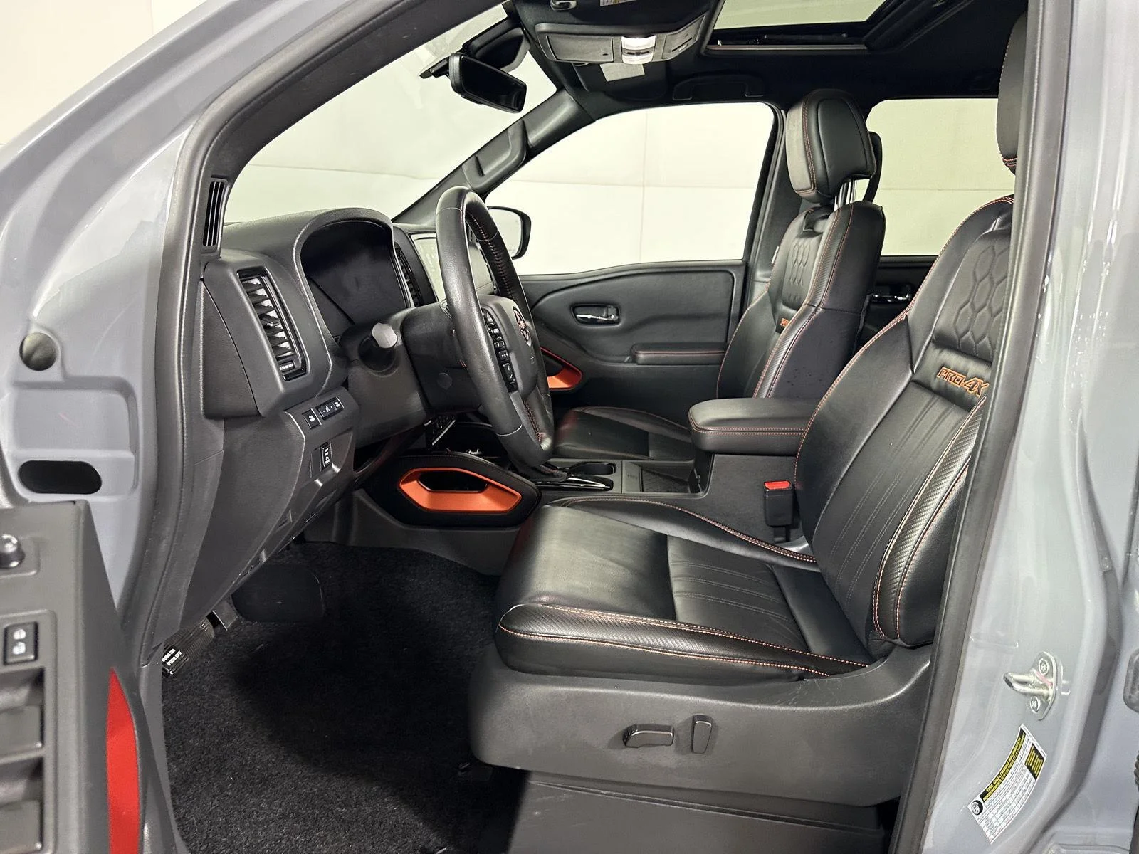 Used 2023 Boulder Gray Pearl Nissan PRO-4X image 25